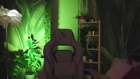 monica online show from 14, 5, 2026