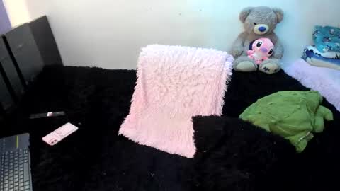 monicaharrison online show from 17, 4, 2026