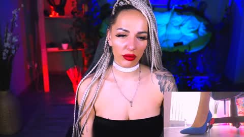 Monika online show from 3, 2, 2025