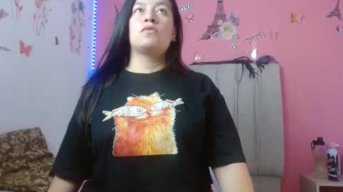 Snapshot of monickhot303av chatting on 9, 1, 2025 monickhot303av online show from 9, 1, 2025