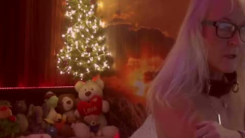 Snapshot of monicutex chatting on 22, 12, 2024 Monika online show from 22, 12, 2024