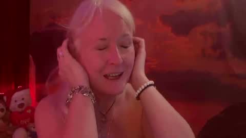 Snapshot of monicutex chatting on 8, 3, 2025 Monika online show from 8, 3, 2025