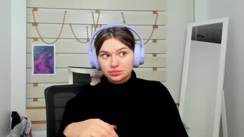 Snapshot of monika_youu chatting on 9, 2, 2025 Monika online show from 9, 2, 2025