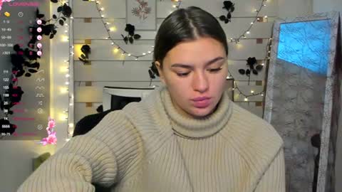 Snapshot of monika_youu chatting on 27, 10, 2025 Monika online show from 27, 10, 2025