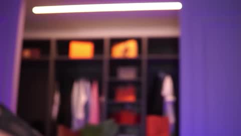 Snapshot of monique_celeste chatting on 9, 10, 2025 Moni online show from 9, 10, 2025