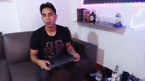 simon dice online show from 4, 2, 2025