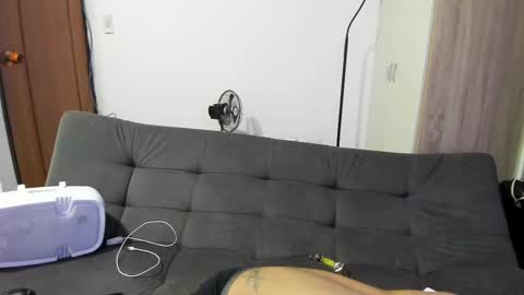 monkeyd_66 online show from 5, 1, 2025