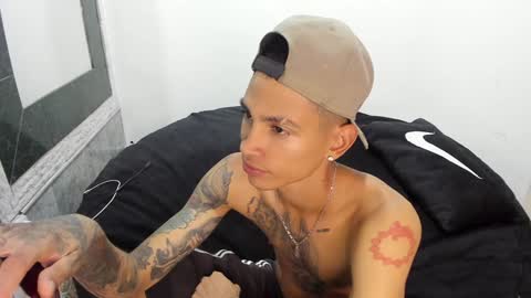 monkeyd_66 online show from 30, 1, 2025