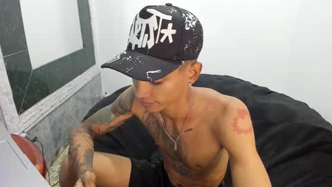 monkeyd_66 online show from 15, 2, 2025