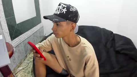 monkeyd_66 online show from 16, 2, 2025