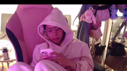 Snapshot of monstercockselfsuck chatting on 10, 12, 2024 ELYSE A SIMPLE GIRL online show from 10, 12, 2024