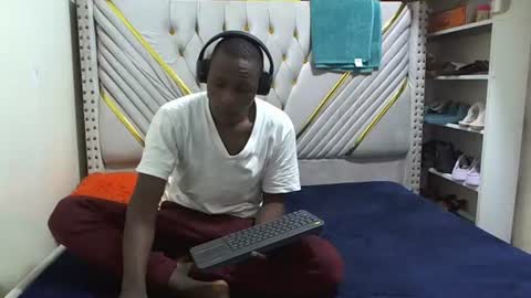 monstrous_cock1 online show from 25, 6, 2026