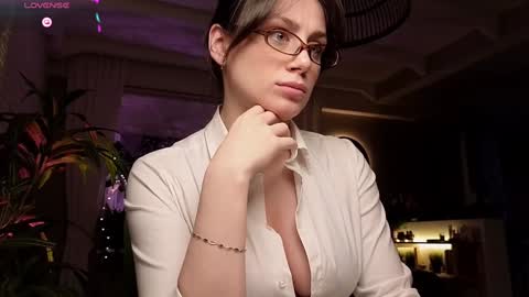 Luna  online show from 3, 12, 2024