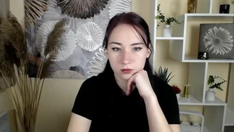 Snapshot of moon_foxy_ chatting on 6, 10, 2025 Diana online show from 6, 10, 2025