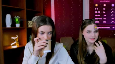 moon-shine25 online show from 5, 11, 2025