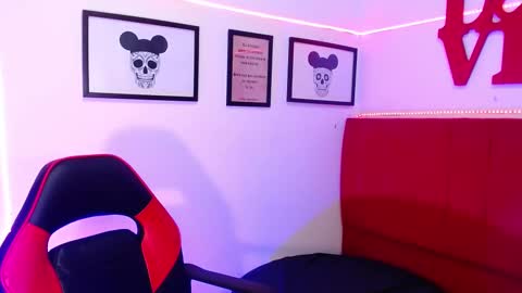 moon_sunflowers online show from 1, 3, 2025