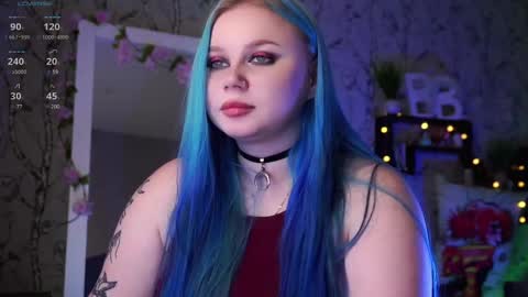 Snapshot of moon_valkyriie chatting on 19, 2, 2025 Emilia online show from 19, 2, 2025