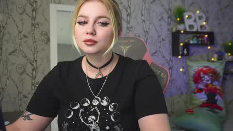 Emilia online show from 30, 3, 2026