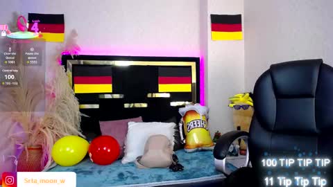 Snapshot of moon_water__ chatting on 22, 9, 2025 Moon Water online show from 22, 9, 2025