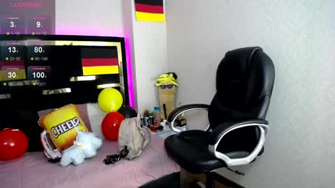 Snapshot of moon_water__ chatting on 26, 9, 2025 Moon Water online show from 26, 9, 2025