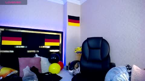 Snapshot of moon_water__ chatting on 30, 9, 2025 Moon Water online show from 30, 9, 2025