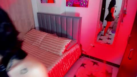 Snapshot of moon_wills chatting on 13, 9, 2025 MOON online show from 13, 9, 2025