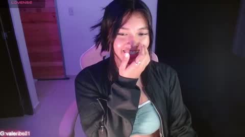 Snapshot of moonbella_bell chatting on 31, 12, 2024 bell online show from 31, 12, 2024