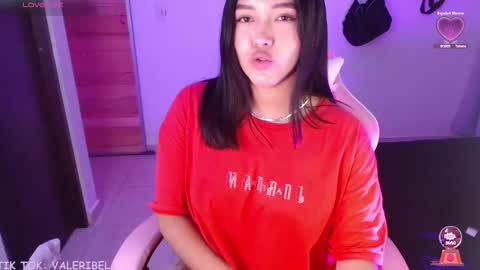 Snapshot of moonbella_bell chatting on 26, 9, 2025 bell online show from 26, 9, 2025
