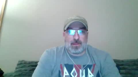 Snapshot of moondrake26 chatting on 8, 1, 2026 moondrake26 online show from 8, 1, 2026