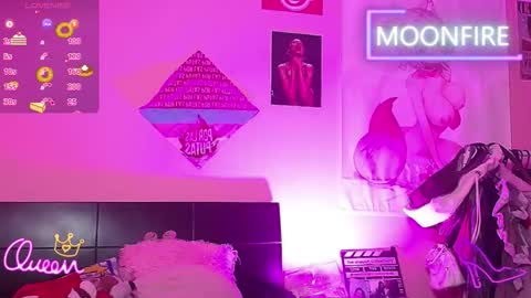 Snapshot of moonfiredance chatting on 25, 2, 2026 Nicky online show from 25, 2, 2026