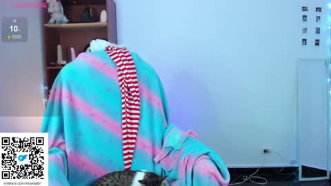Snapshot of moonlady_ chatting on 18, 12, 2024 MOON  online show from 18, 12, 2024