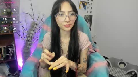 MOON  online show from 11, 2, 2026