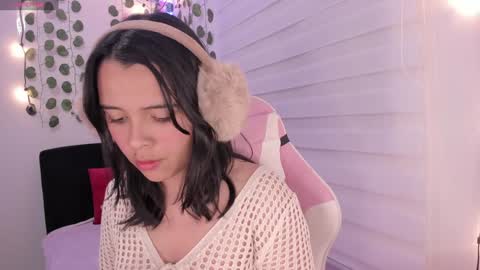 moonliight__ online show from 25, 1, 2025