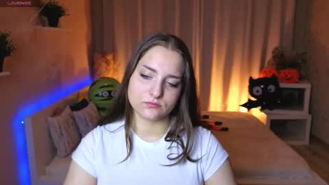 Lina online show from 21, 10, 2025