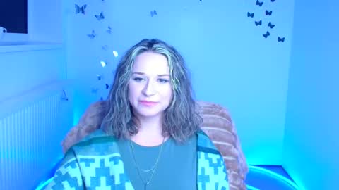 Snapshot of moonsusanna chatting on 3, 2, 2026 Susanna online show from 3, 2, 2026