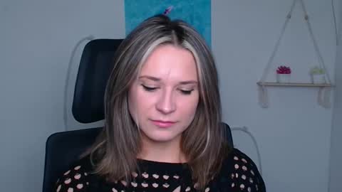 Snapshot of moonsusanna chatting on 6, 2, 2026 Susanna online show from 6, 2, 2026