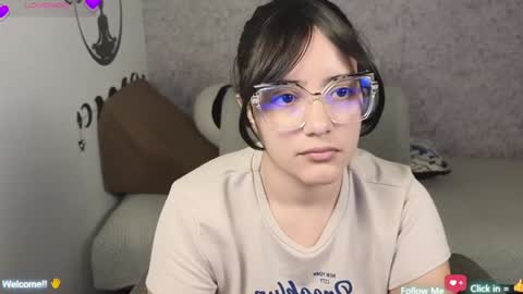 Snapshot of moonwoman_ chatting on 9, 1, 2025 Moon Woman online show from 9, 1, 2025