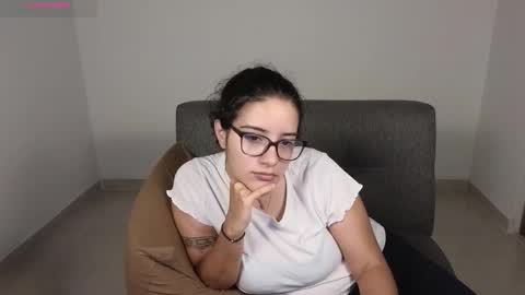 Snapshot of moonwoman_ chatting on 9, 10, 2025 Moon Woman online show from 9, 10, 2025