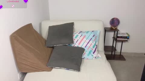 Moon Woman online show from 15, 1, 2026