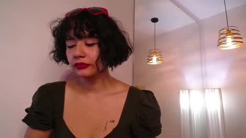 Michelle online show from 1, 3, 2025