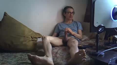 Snapshot of moovurey16 chatting on 10, 2, 2026 Alex online show from 10, 2, 2026