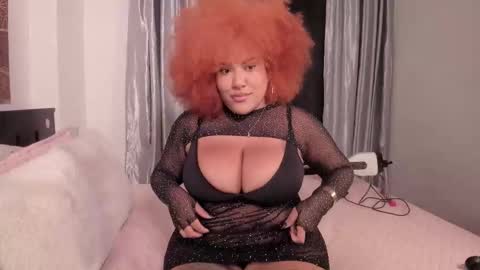 Snapshot of moradaniels chatting on 20, 11, 2025 online show from 20, 11, 2025