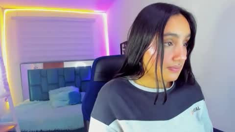 Snapshot of morena_rodriguez_9 chatting on 10, 9, 2025 morena_rodriguez_9 online show from 10, 9, 2025