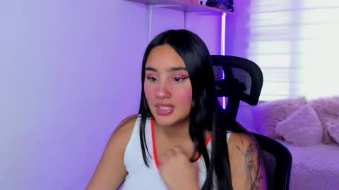 Snapshot of morena_rodriguez_9 chatting on 15, 12, 2025 morena_rodriguez_9 online show from 15, 12, 2025