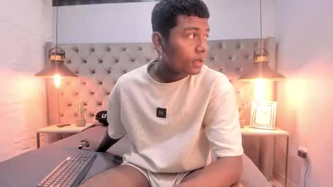 Mmorenito online show from 21, 10, 2025