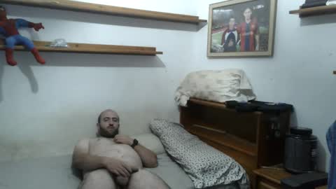 Snapshot of morenoch19 chatting on 24, 10, 2025 alejo online show from 24, 10, 2025