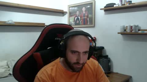 Snapshot of morenoch19 chatting on 4, 11, 2025 alejo online show from 4, 11, 2025