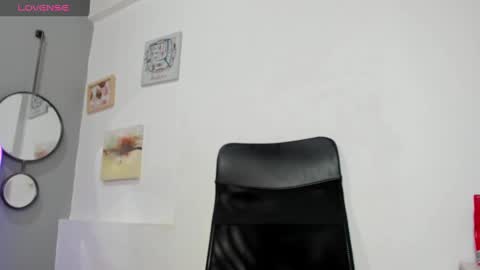 Snapshot of morgan_moretz chatting on 6, 3, 2025 Morgan online show from 6, 3, 2025