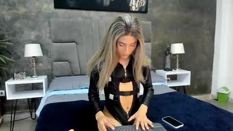 Snapshot of morgan_ward chatting on 25, 11, 2025 morgan online show from 25, 11, 2025