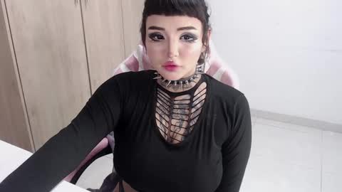 Morgan Moon online show from 25, 2, 2025